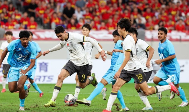 半场9球+全场10:0！拜合拉木戴帽 王钰栋独造6球 U23国足10球狂胜